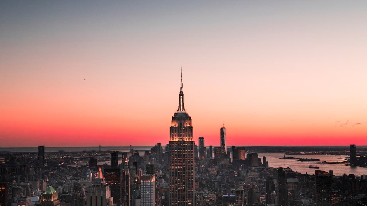 Milyon Takipçili İnteraktif Oyuncular ve Fenomen Evini Kiralama Yalanı